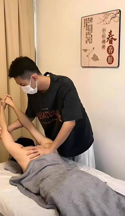 青苹果影院yy4480手机的相关介绍