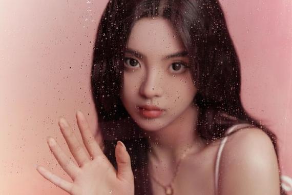 18禁美女比基尼美女的相关介绍