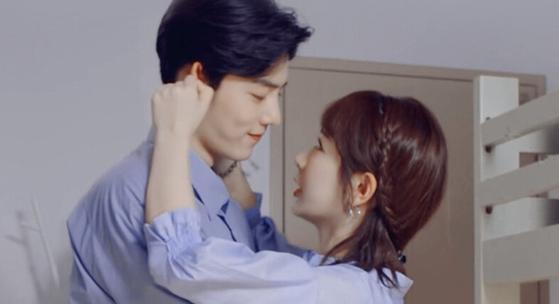 丰满的女友在线免费观看的相关介绍