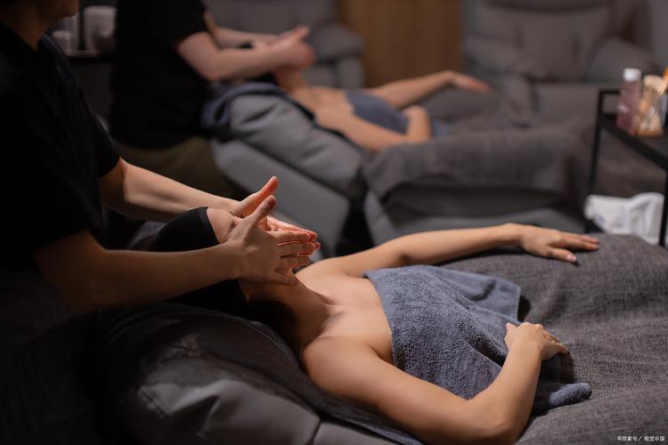女人脸色黑黄什么原因的相关介绍