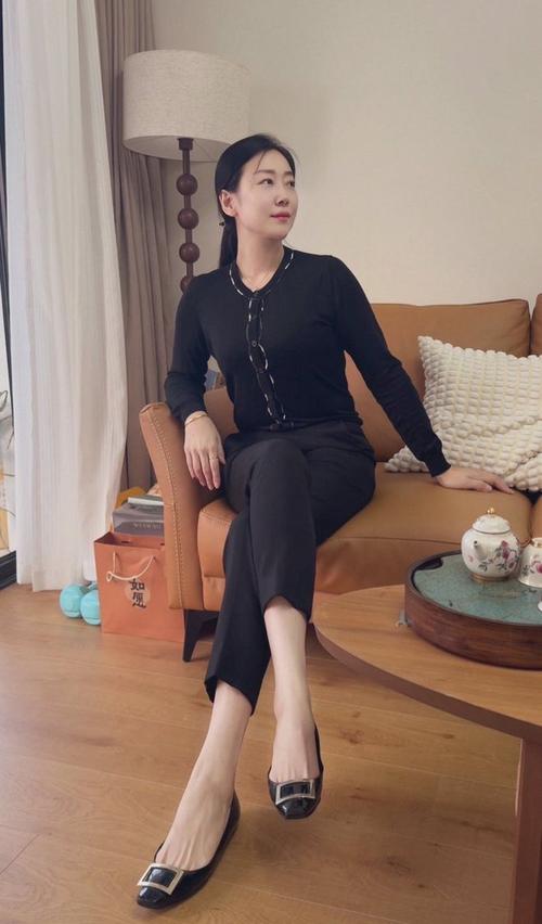 少妇亚洲一二三的相关介绍