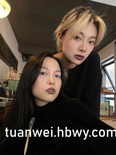 我把她操出白浆的相关介绍