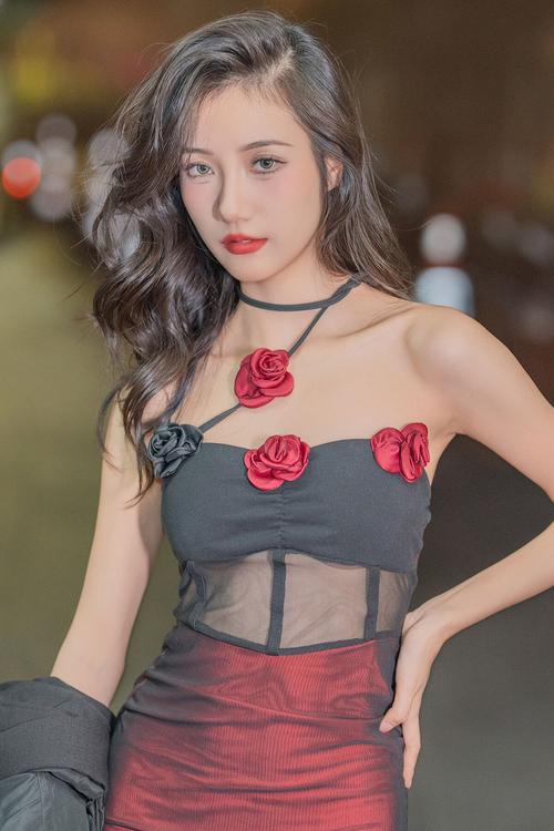 少年阿宾人妻av少妇的相关介绍