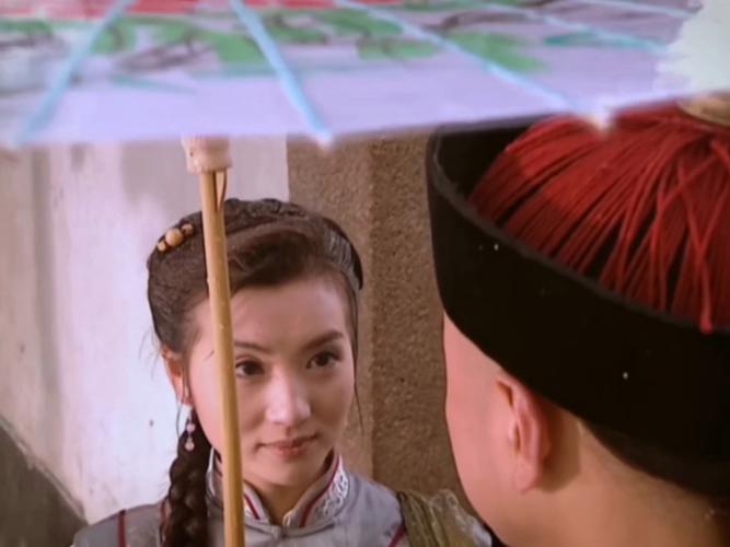 女性白色分泌物发黄是什么原因的相关介绍