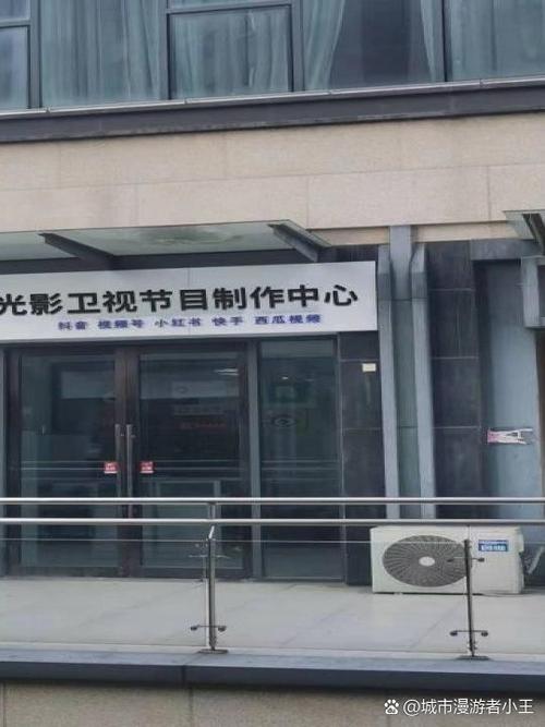 18款夜间app的相关介绍