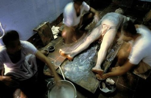 老子影院午夜伦不卡的相关介绍