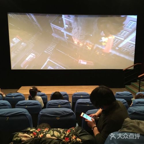 搭讪人妻中出无套的相关介绍