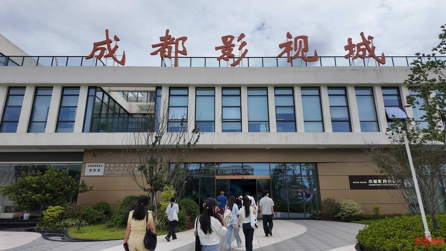 日本 女大学生 精油按摩的相关介绍