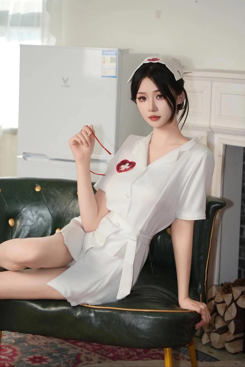亚洲少妇自偷拍的相关介绍