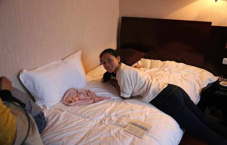 亚洲男人午夜天堂的相关介绍