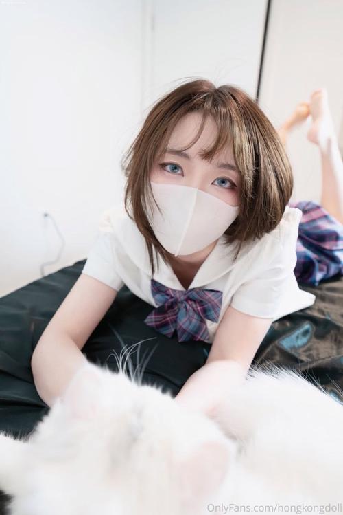 久久狠色av噜噜狠狠的相关介绍