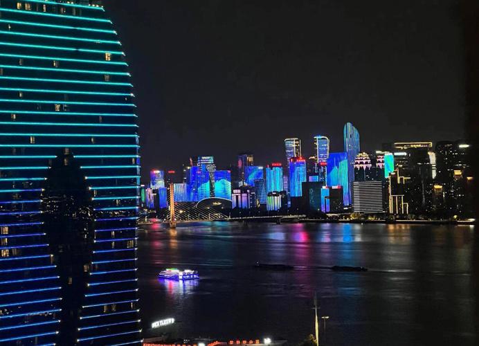 午夜影院费试看的相关介绍