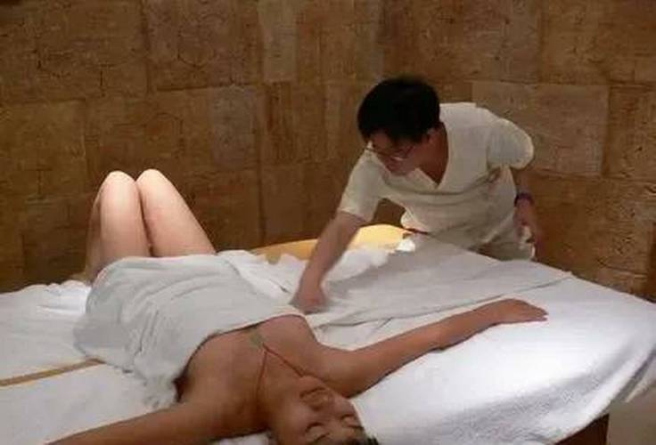 老湿机费x一分钟影院的相关介绍
