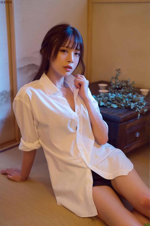 亚洲欧美综合高清在线的相关介绍