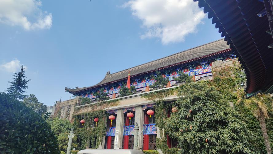 亚洲欧美狂白浆一区二区的相关介绍