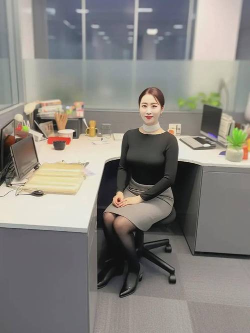 欧美综合在线一区二区在线的相关介绍